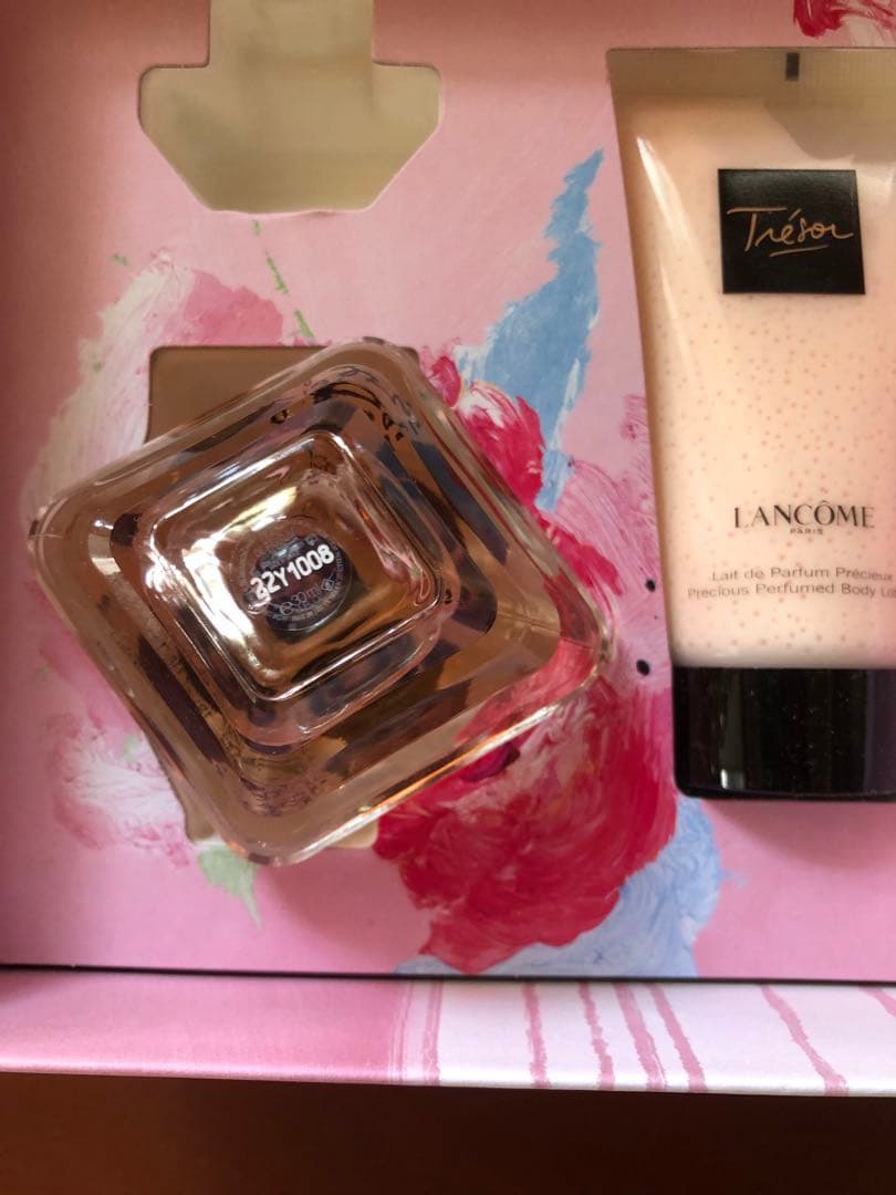 LANCOME トレゾア ランコム2025オードパルフォン30mL 母の日