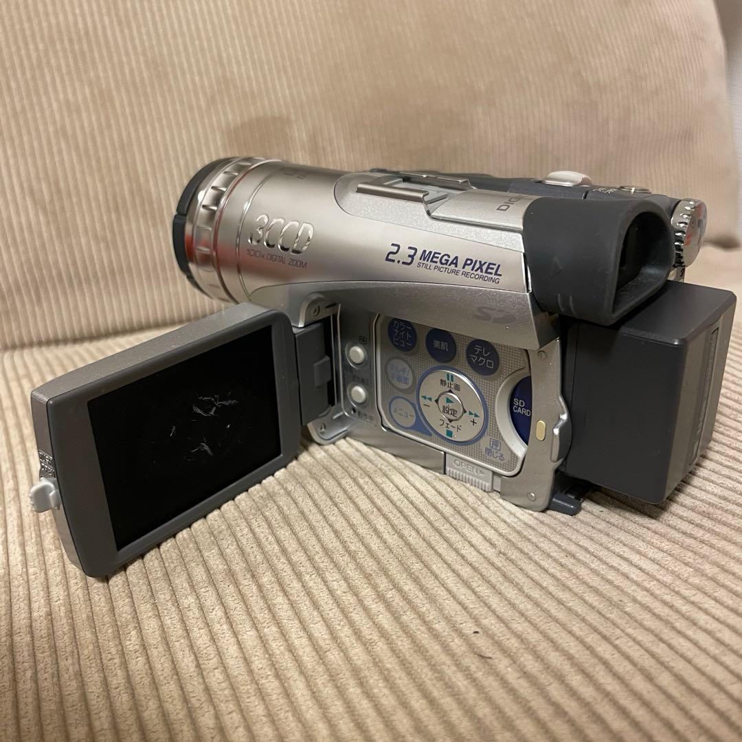 ジャンク品⭐︎Panasonicのデジタルビデオカメラ NV-GS200 - メルカリ