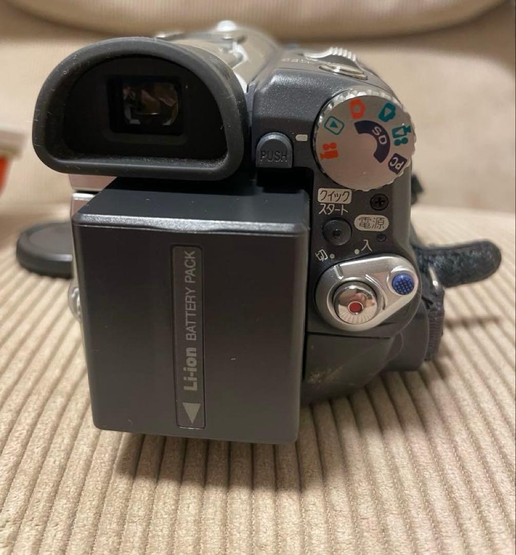 ジャンク品⭐︎Panasonicのデジタルビデオカメラ NV-GS200 - メルカリ