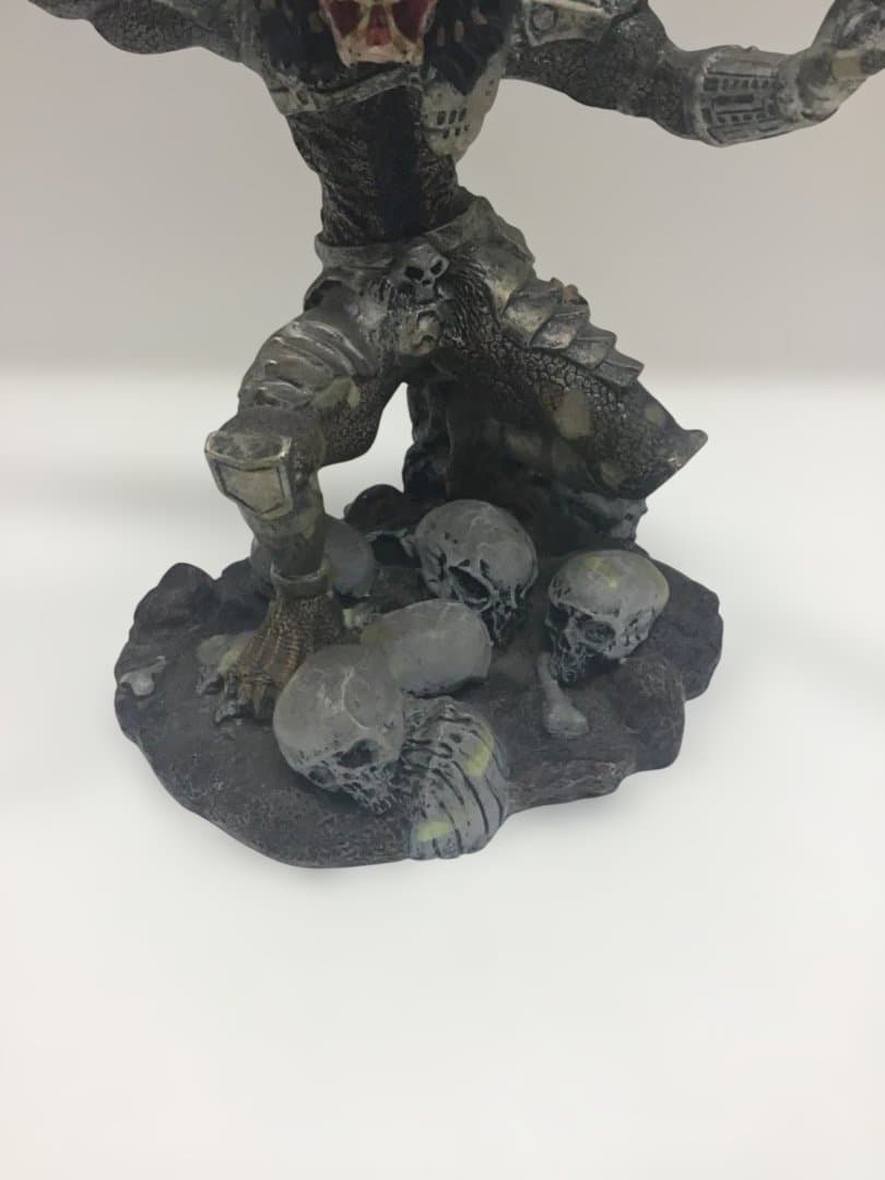 【OY】プレデター フィギュア スカル付き 約30cm