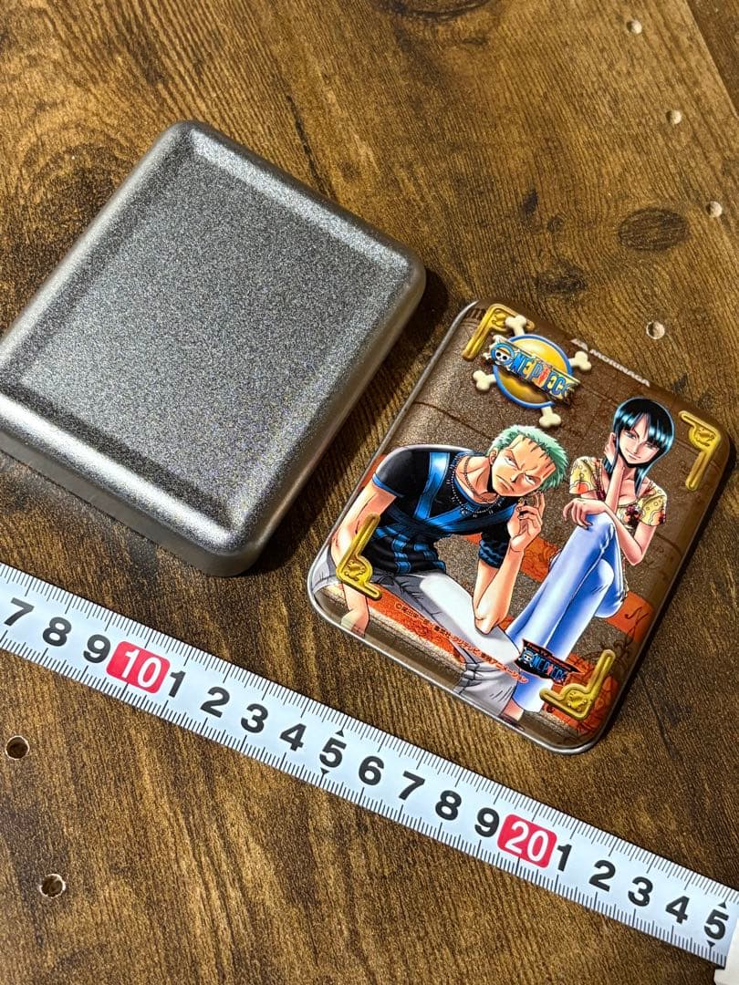 ワンピース　ゾロ　ロビン　缶　当時物　美品　ONE PIECE