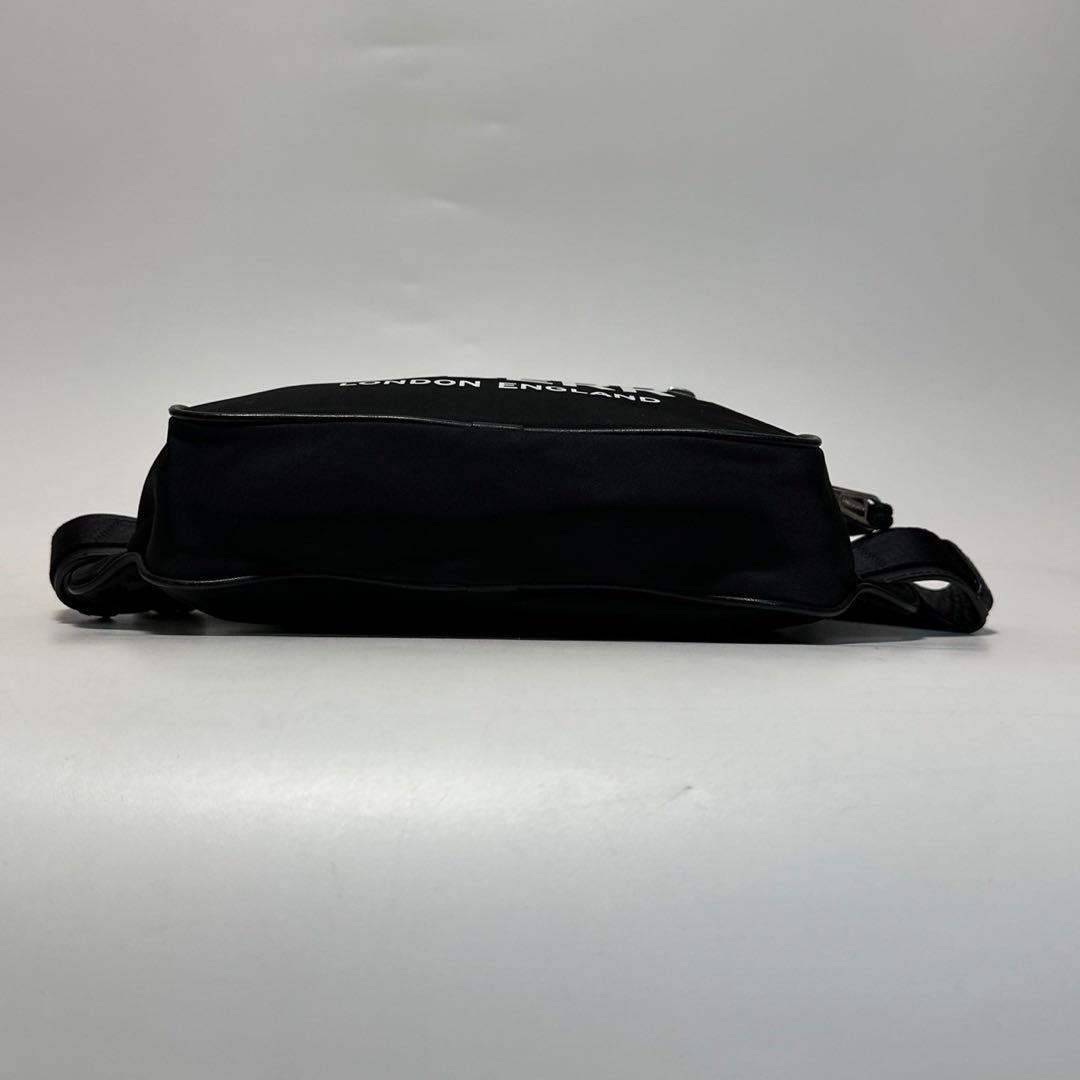 q45【極美品】バーバリー ナイロン ブラック ウエストバッグ