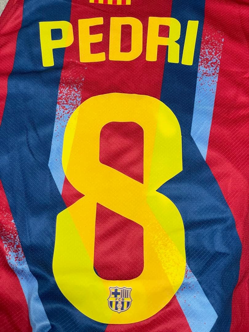 ケ*ト様 FCバルセロナペドリユニフォーム4th 25-26 ペドリ8番シャツ