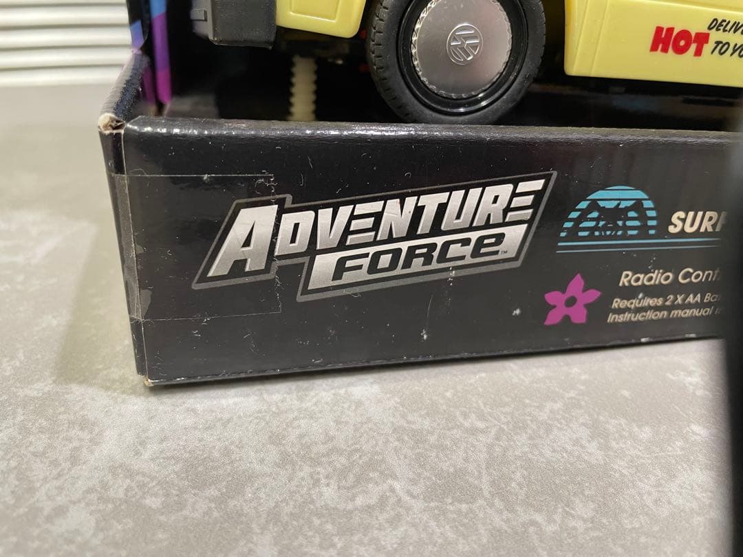 その他 STRANGER THINGS SURFER BOY PIZZA VAN