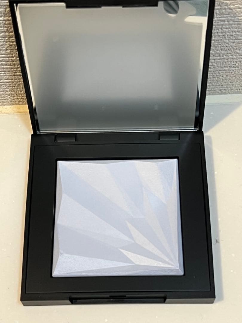 シュウウエムラ　アンリミテッド　セッティングインパウダー　アオタケブルー アンリミテッド ルミマット セッティング ジェル イン パウダー｜shu