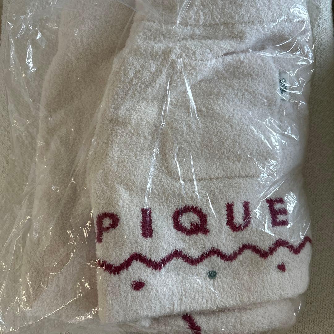 販路限定商品】【HOLIDAY】ノルディックプルオーバー&ショートパンツ