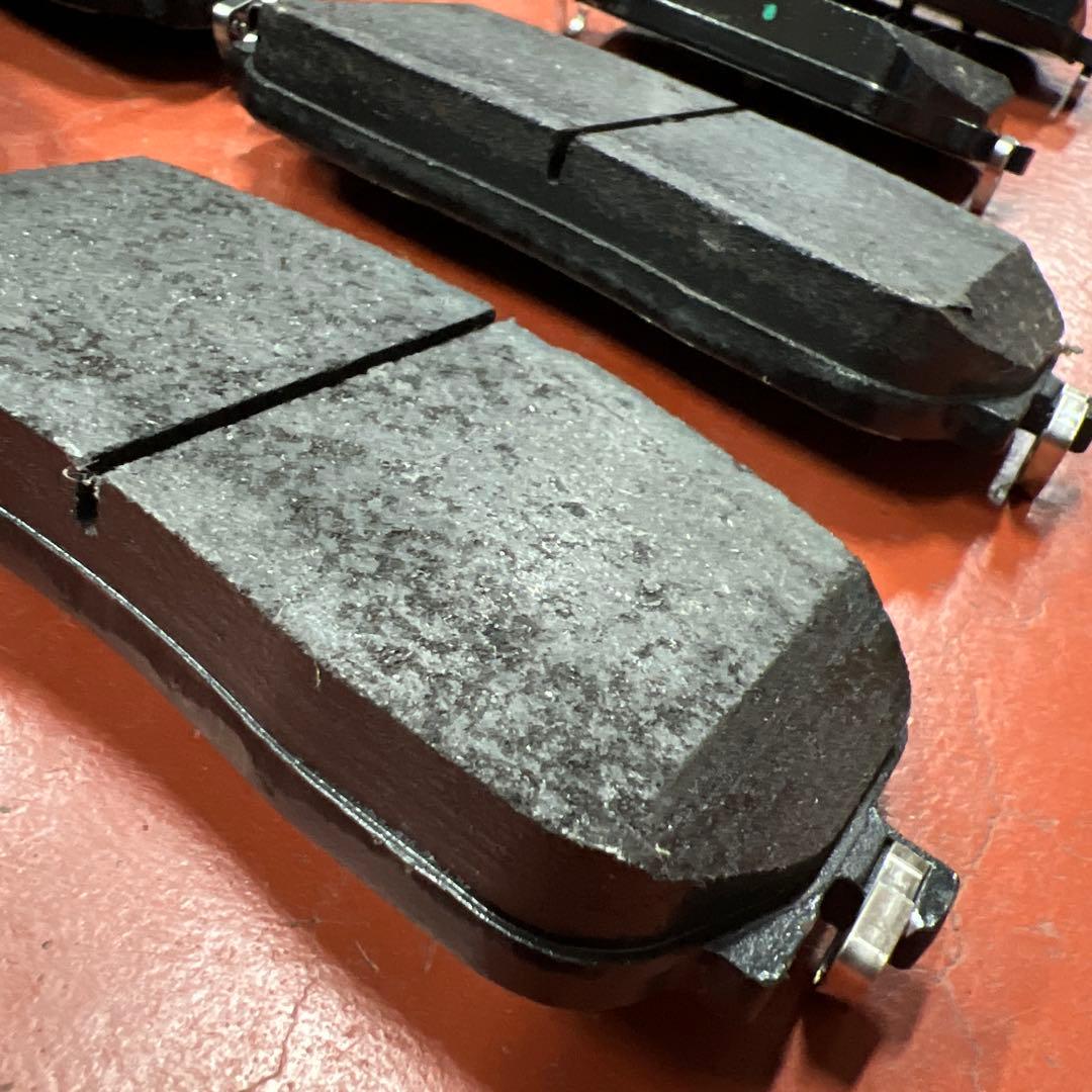 Mercedes-Benz GLB200d 純正ブレーキパッド 2021新車外し - メルカリ