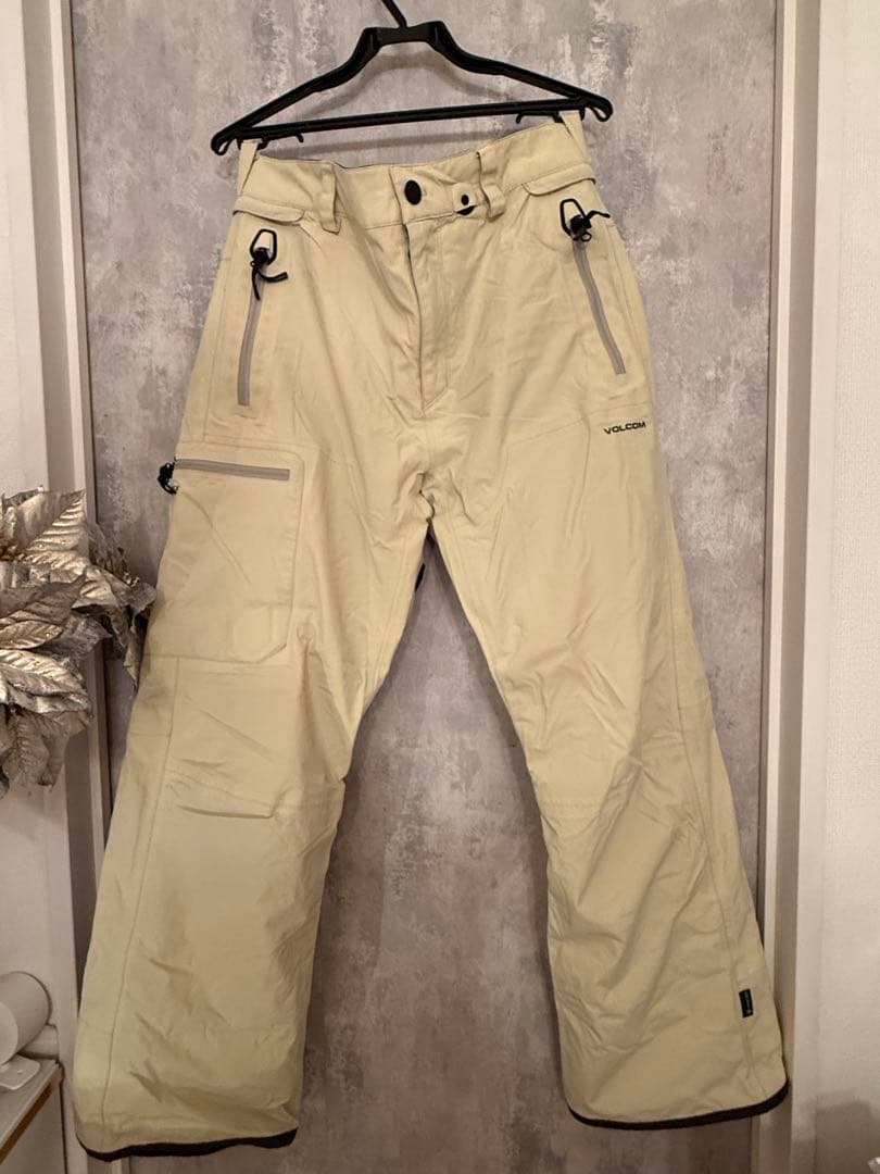 VOLCOM GORE-TEX スノーボードパンツ クリーム色 ボルコム（Volcom）（メンズ）スノーボード パンツ ゴアテックス L
