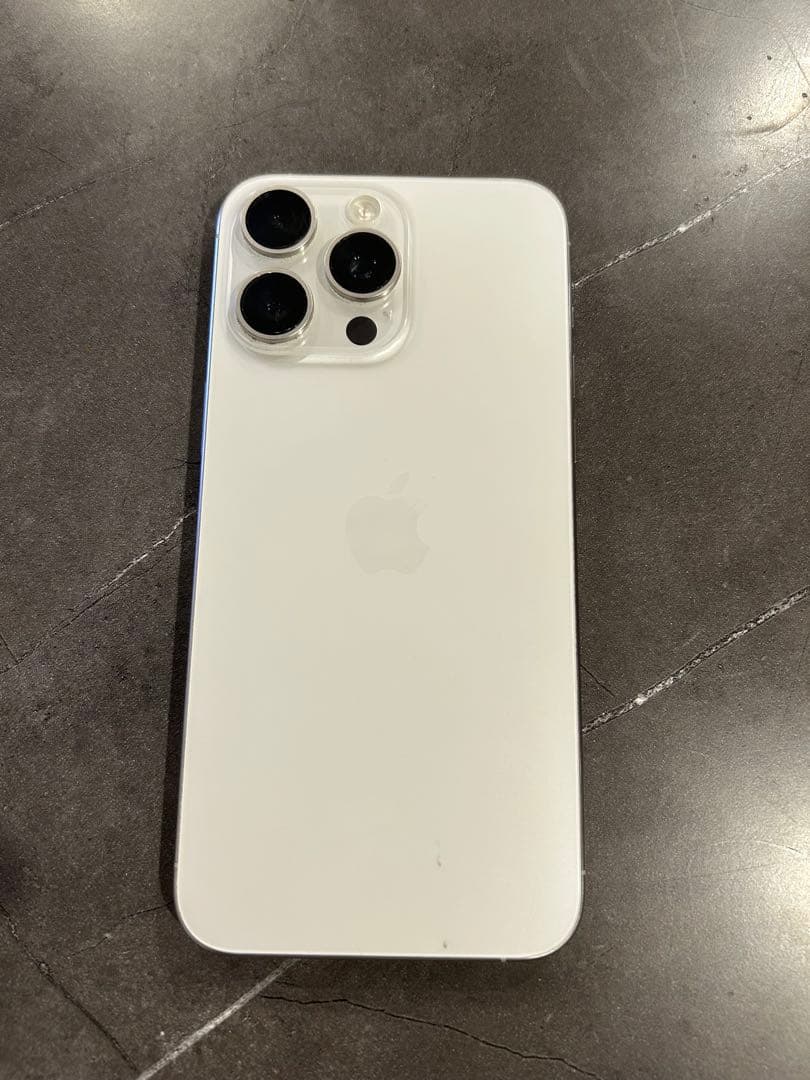 Apple iPhone 15 Pro Max 256GB ホワイト - メルカリ