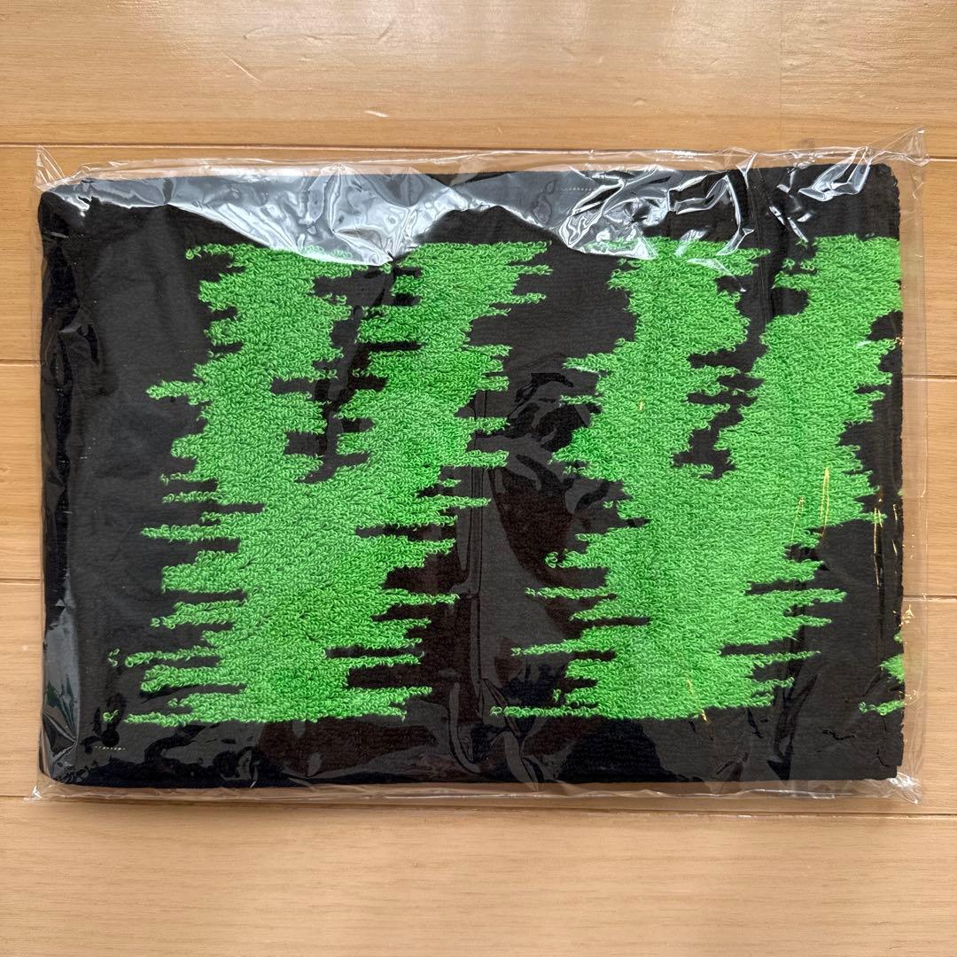 SixTONES VVS マフラータオル - メルカリ