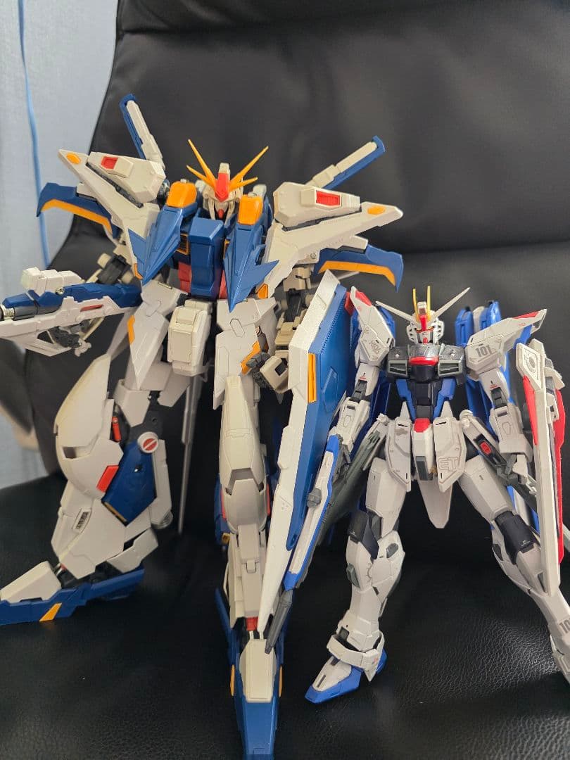 機甲の城　1/100 クスィーガンダム似　海外製プラモデル　完成品ジャンク