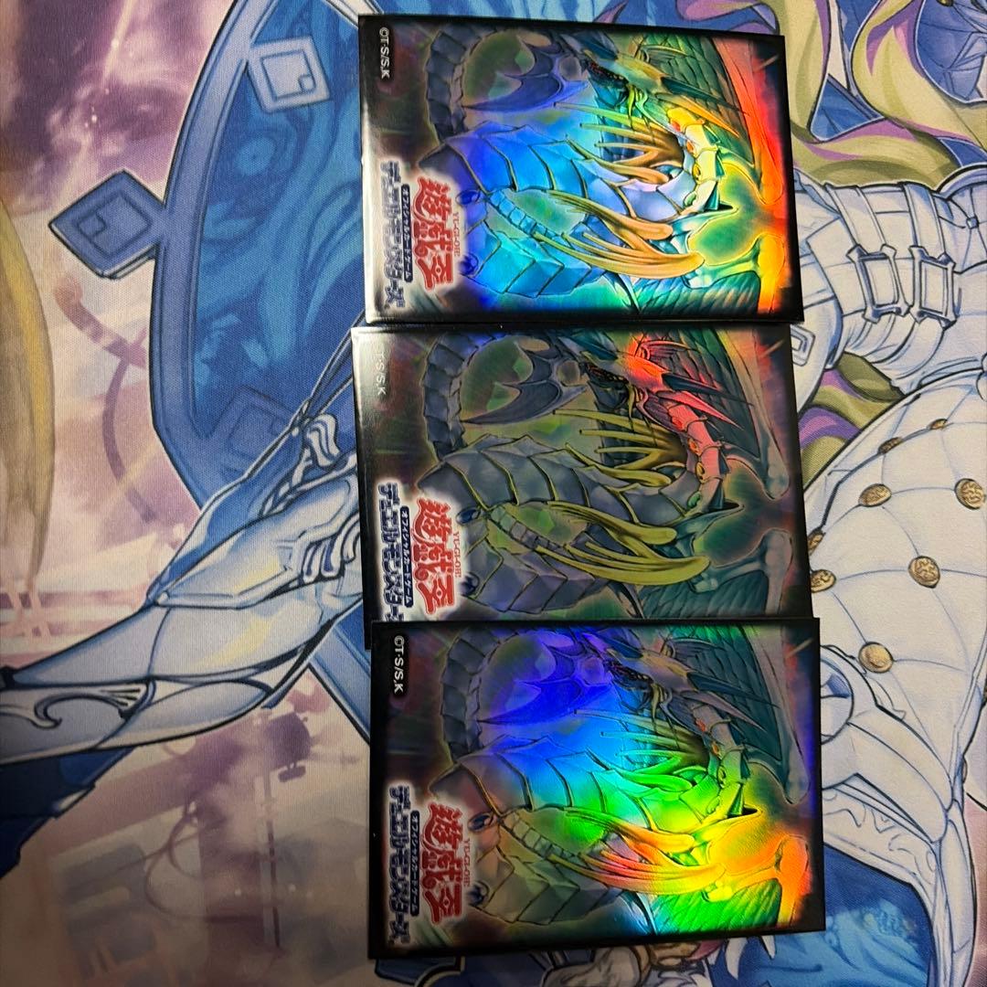 【最終値下げ】遊戯王　レインボードラゴン　スリーブ　美品　73枚