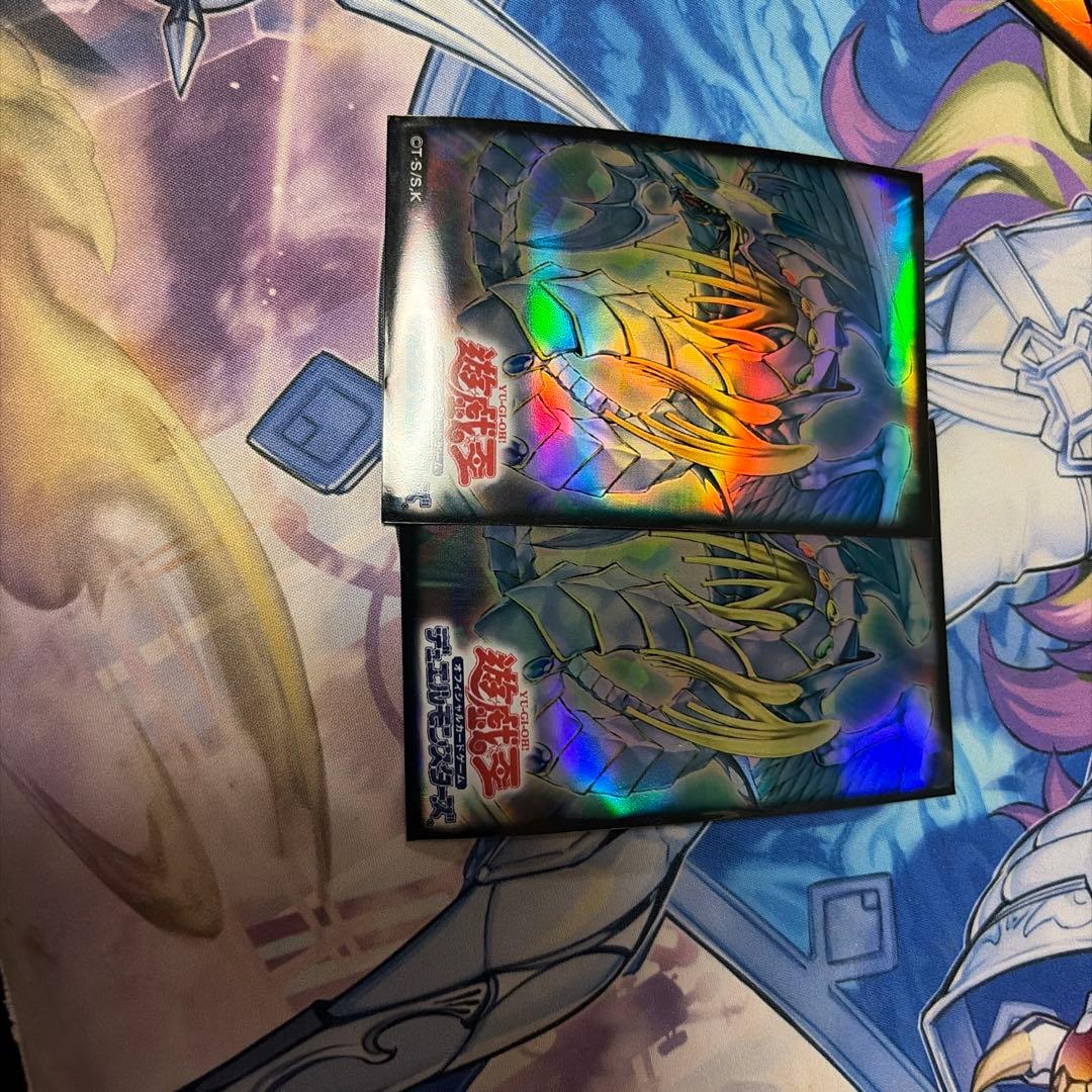 【最終値下げ】遊戯王　レインボードラゴン　スリーブ　美品　73枚