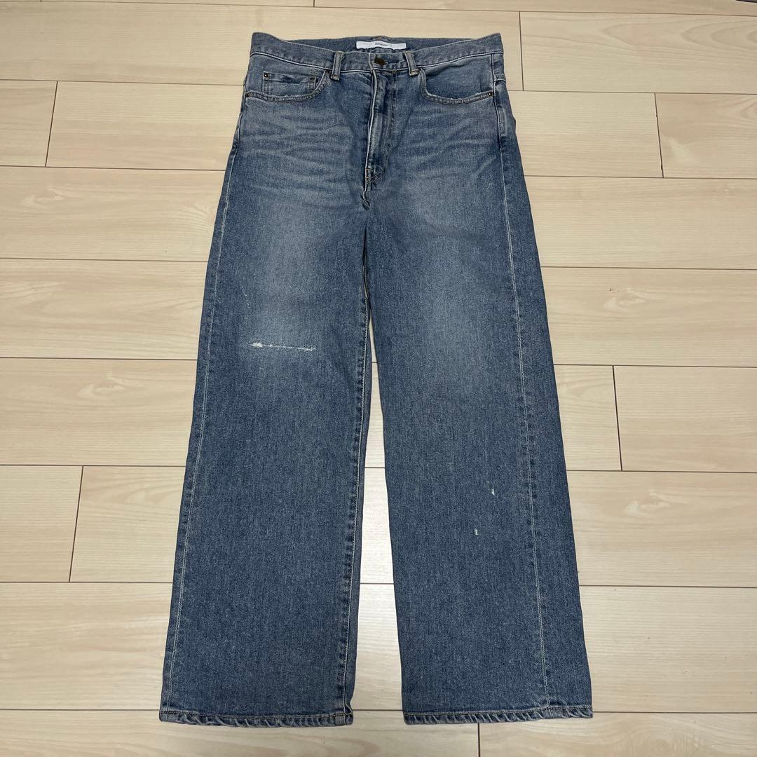 美品 FRAMeWORK フレームワーク デニムストレートパンツ FRAMeWORK（フレームワーク）の「デニムストレートパンツ（デニム