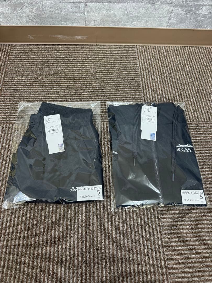 MUTAネイビー セットアップ サイズ5(M) MUTAネイビー セットアップ サイズ5(M) MUTAネイビー セットアップ