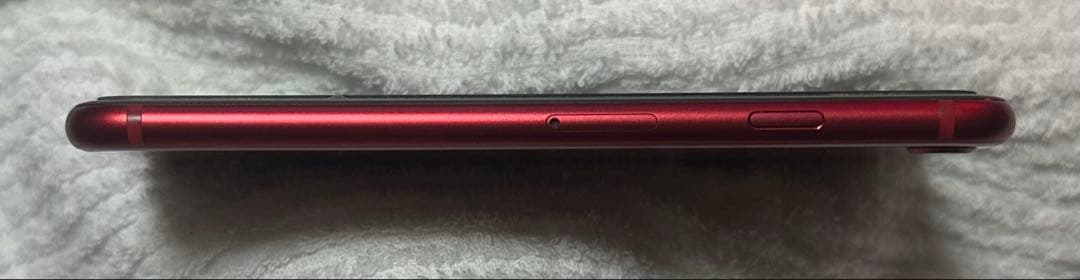 iPhone 8 64GB RED SIMフリー バッテリー73% 箱あり 美品 - メルカリ