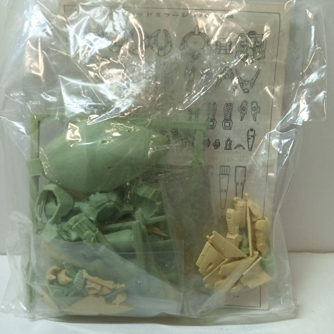 青*蓮様 ボークスガレージキット レッドミラージュ 1/144