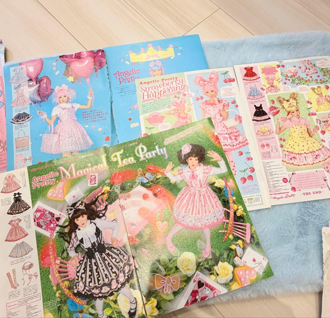 Angelic Prettyの雑誌の切り抜き