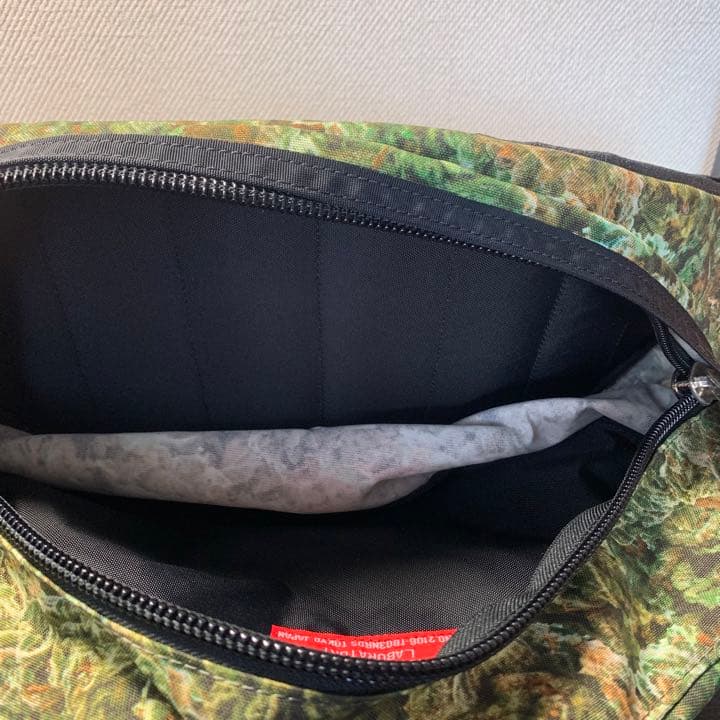 ☆美品☆nitraid ナイトレイド ボディバッグ ショルダー バッグ - メルカリ