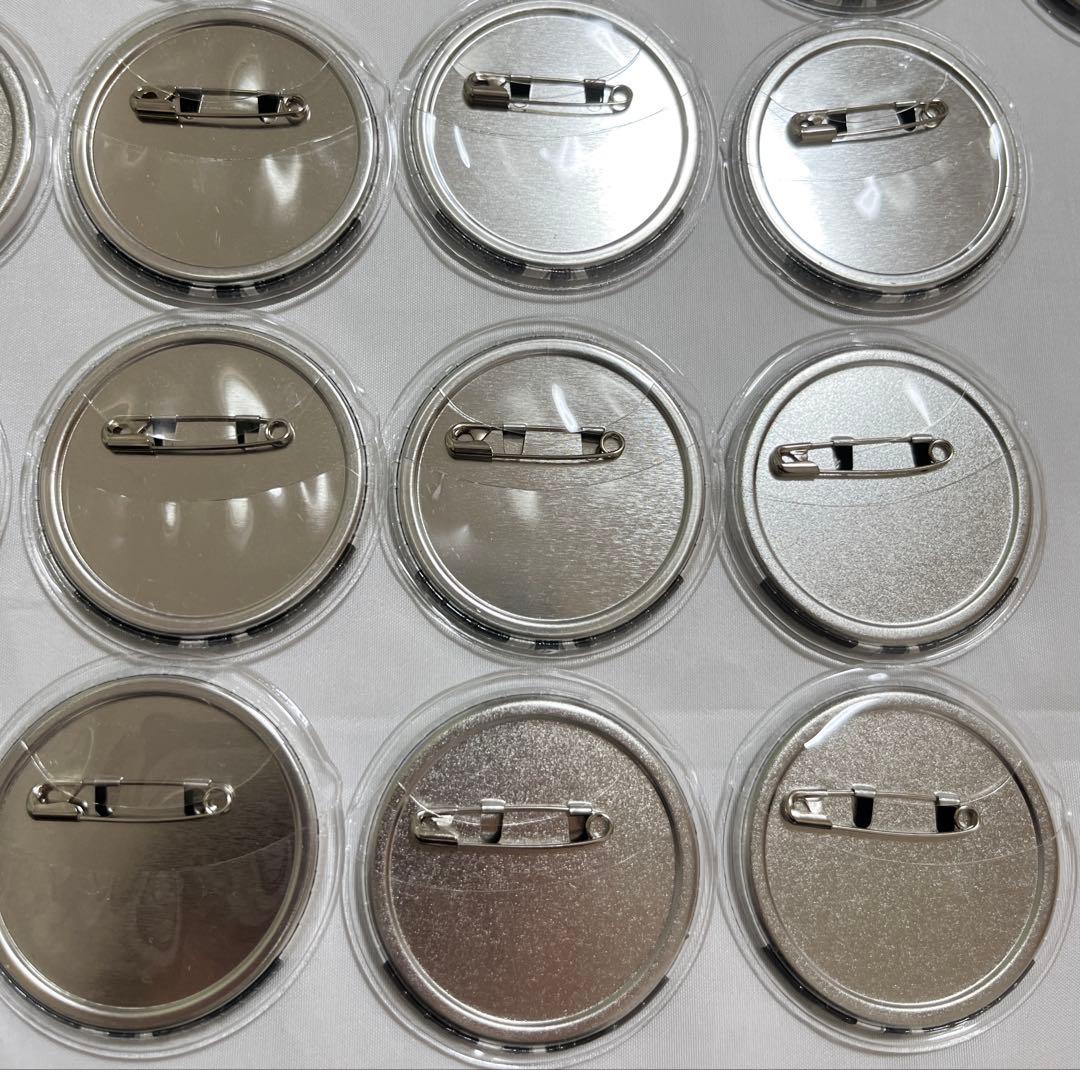 ブルーロック　baseyard ベースヤード　缶バッジ　糸師凛　42個