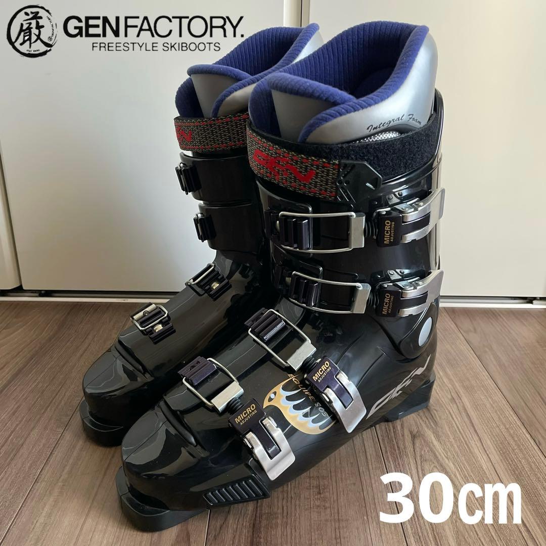 未使用品★ GEN ゲン　スキーブーツ　EQUIPE DIN7880 30㎝ GENFACTORY/ゲンファクトリー スキーブーツ DIN7880 25.0cm ソール