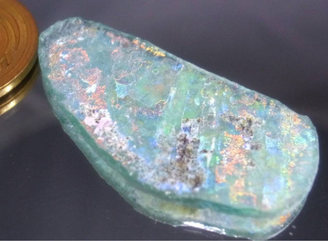 11.38ct 新品・2000年の時を超えた神秘・銀化が綺麗な天然ローマングラス