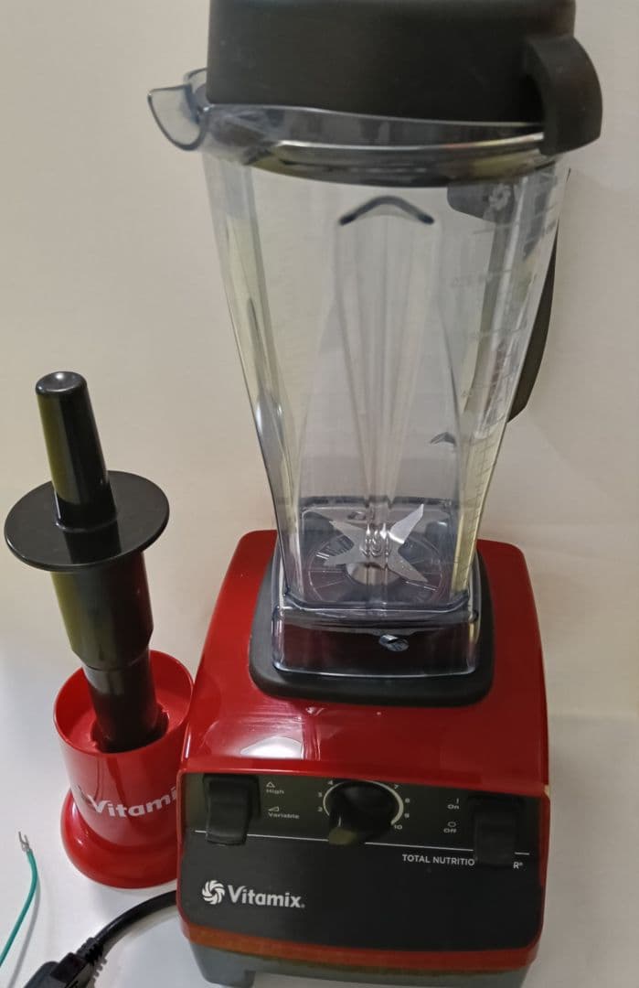 Vitamixのミキサー(Vitamix VM0111)【レシピ本など付属あり】 - メルカリ