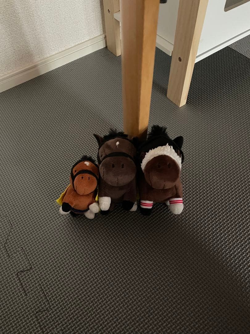 競走馬 ぬいぐるみセット 中サイズ - メルカリ