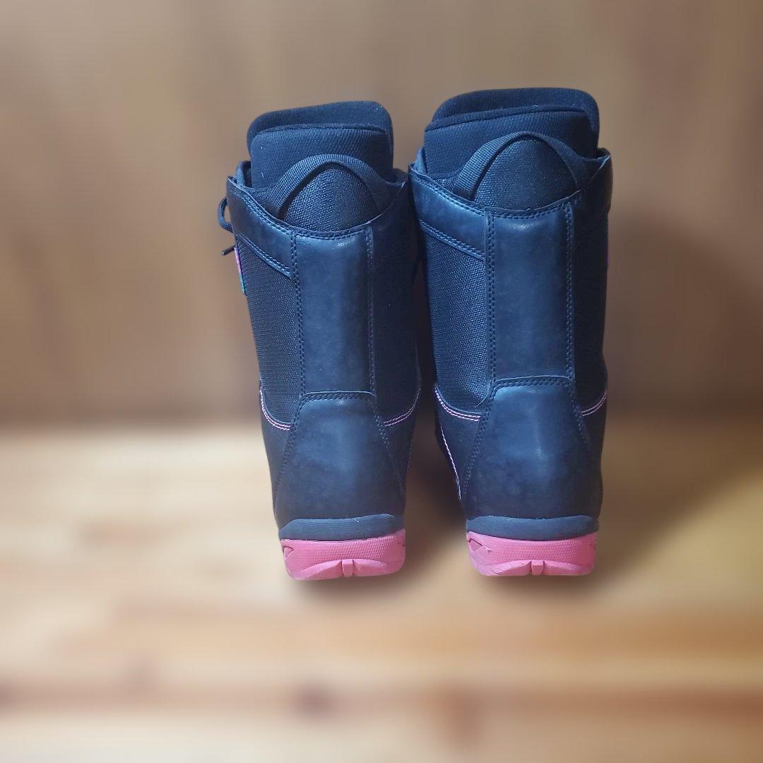 2回使用！SILICON スノーボードブーツ 23.5cm! 26191