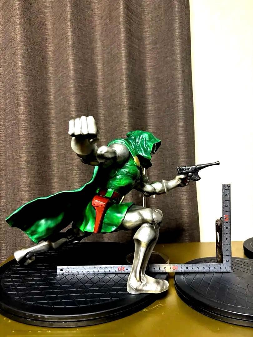 一点物 原作版 ドクター・ドゥーム ガレージキット 塗装済 完成品 フィギュア