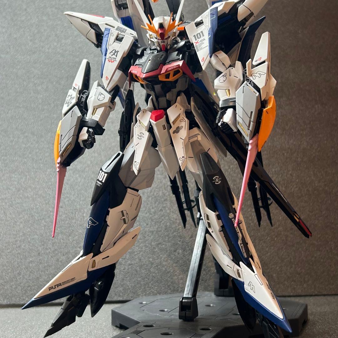 MG エクリプスガンダム&ライジンストライカー フリーダムカラー 完成品