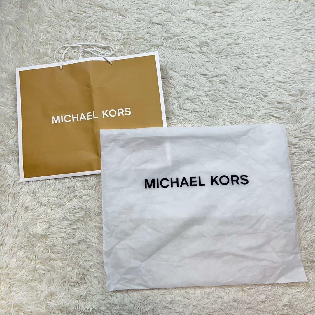 未使用級✨マイケルコース ダウンコート ベルト 白 Sサイズ フード