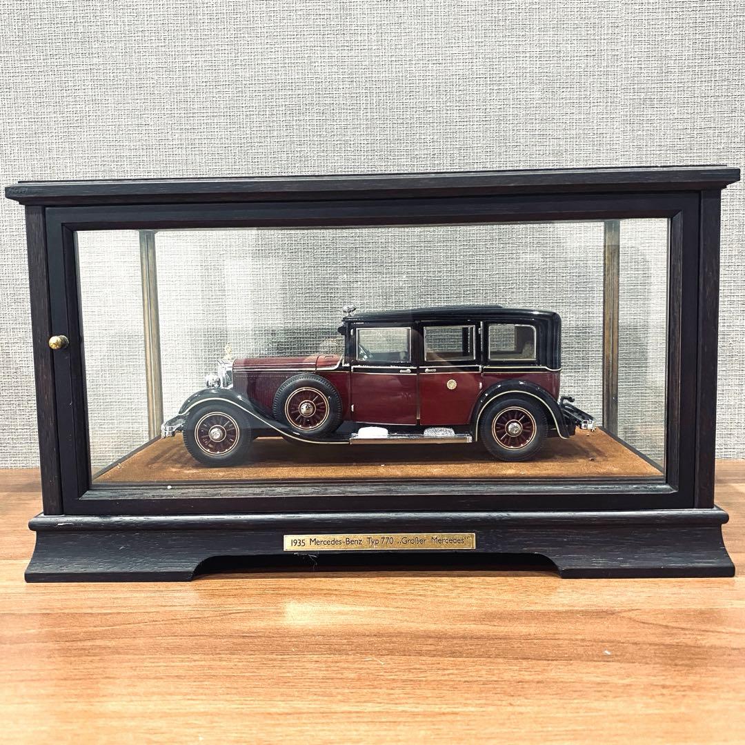 【天皇陛下】の旧御料車 1935型メルセデス・ベンツ770菊紋付き60年記念