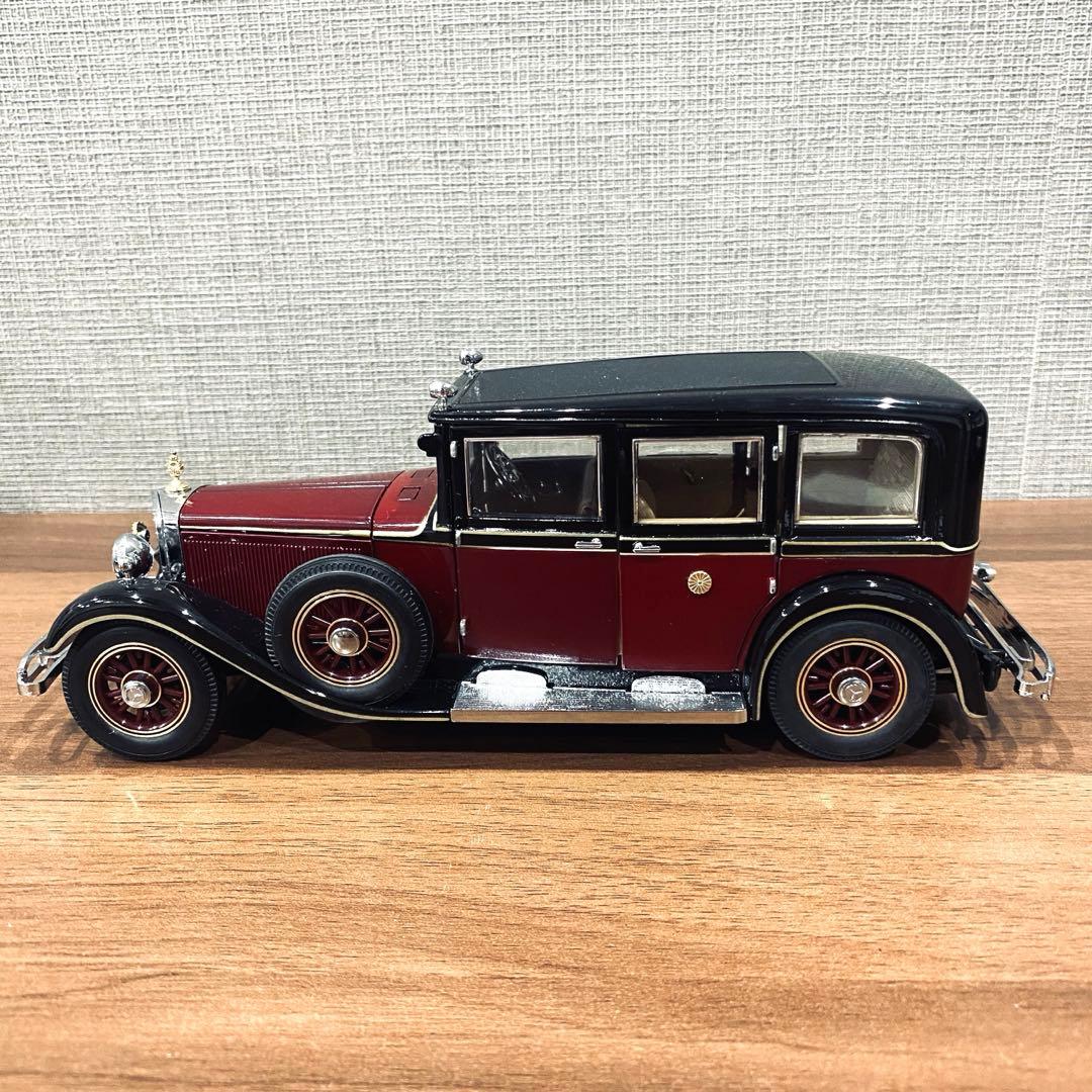 【天皇陛下】の旧御料車 1935型メルセデス・ベンツ770菊紋付き60年記念