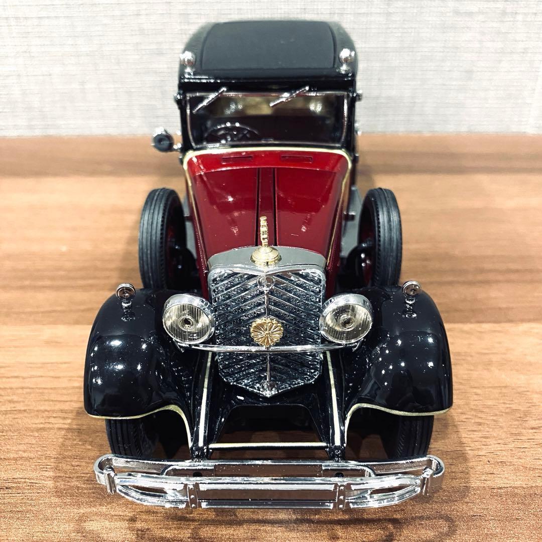 【天皇陛下】の旧御料車 1935型メルセデス・ベンツ770菊紋付き60年記念