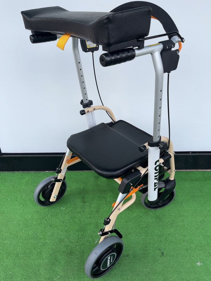 ナブテスコ 抑速ブレーキ付前腕支持型 歩行車 リハモコンパル - メルカリ