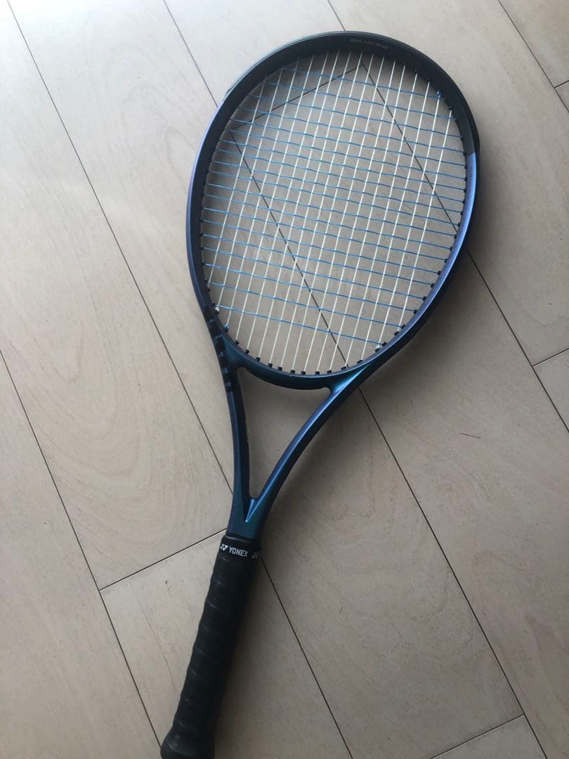 ULTRA100L & PURE DRIVE＋ 2本セットナイロンガット2個つき - メルカリ