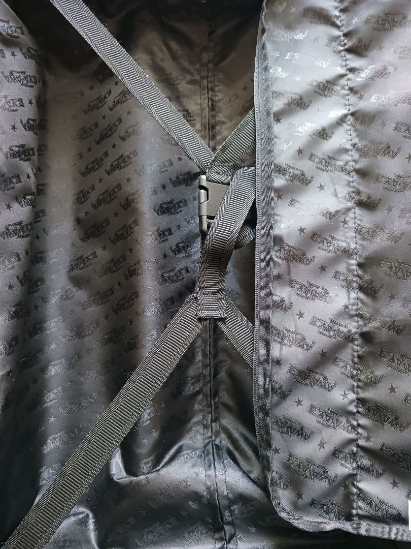 矢沢永吉E.YAZAWA 赤 キャリーケース 大型　希少品