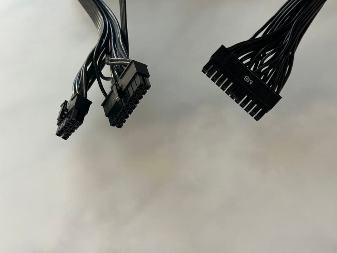 [付属品 欠品]SUPERFLOWER フルモジュラー 80PLUS