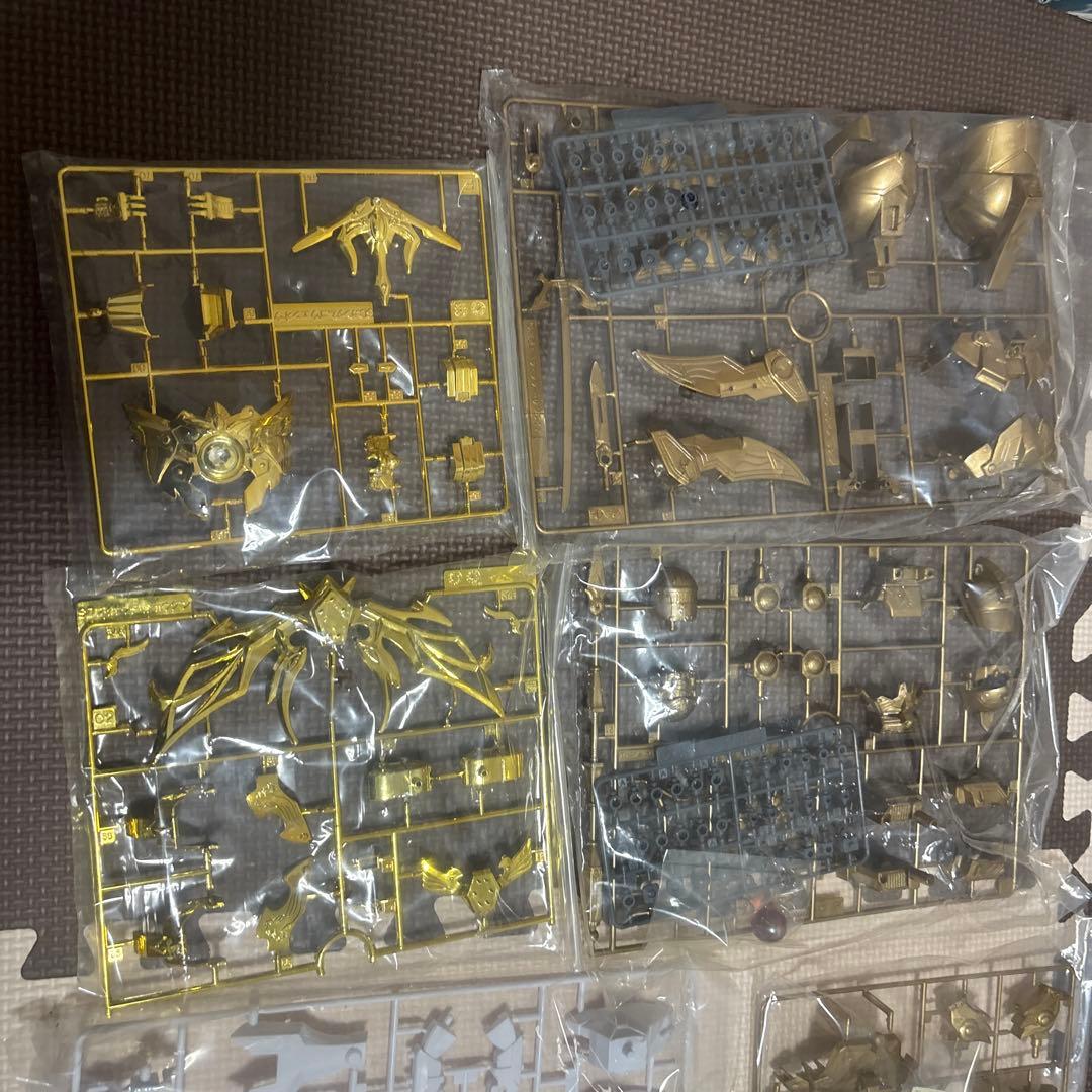 ガンダムBB戦士　轟炎武威大将軍の輝羅鋼極彩