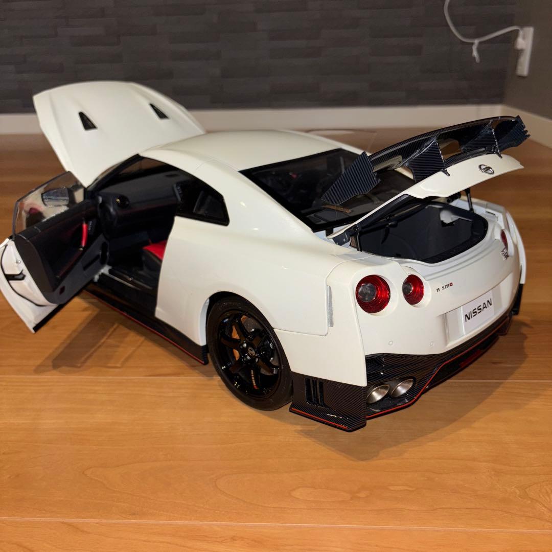 『リアウイング補修歴あり』デアゴスティーニ　1/8 GT-R R35 ニスモ