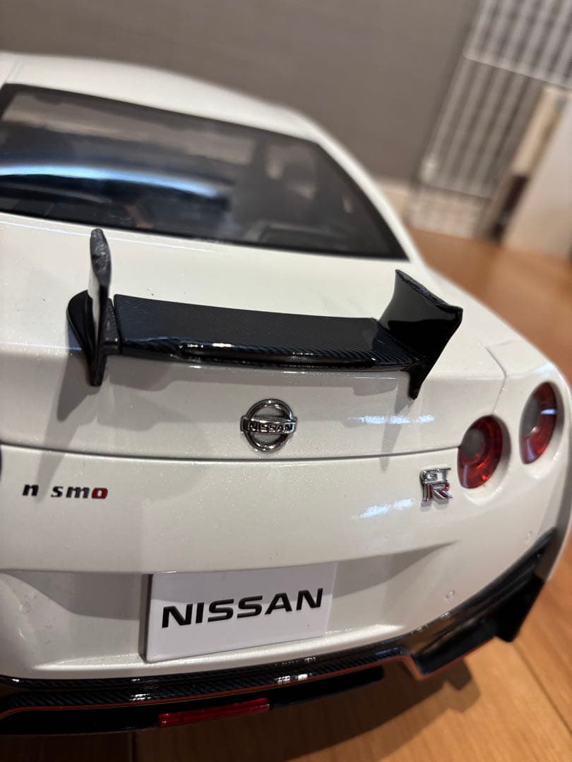 『リアウイング補修歴あり』デアゴスティーニ　1/8 GT-R R35 ニスモ