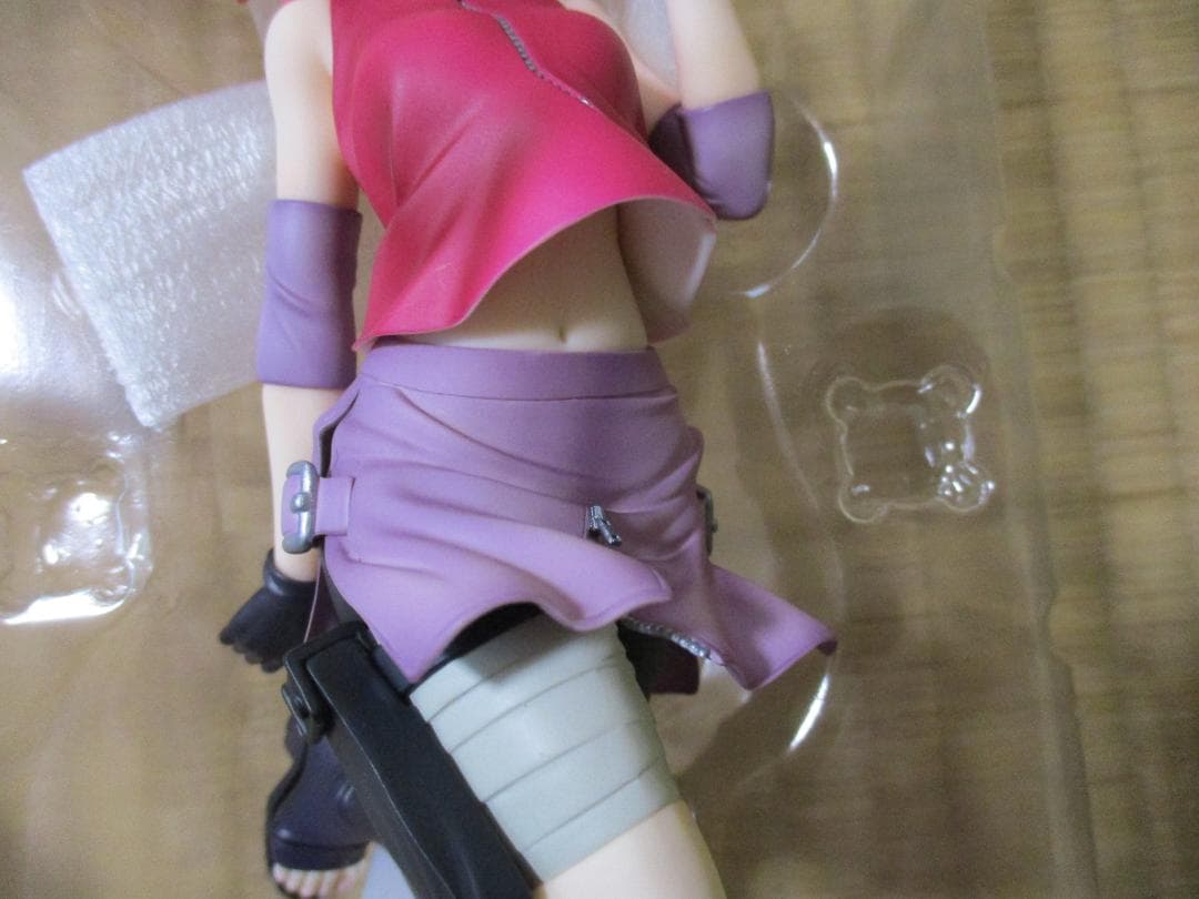 美品 ナルト ギャルズ 春野サクラ フィギュア メガハウス NARUTO