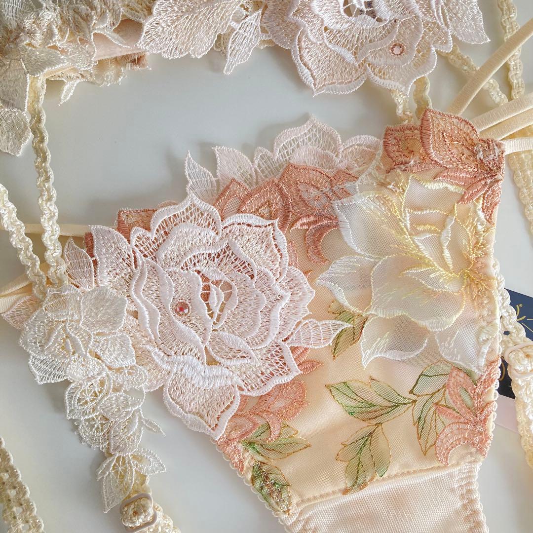 サルート 店舗限定 マレフィセント ソング&ガーターセット Mサイズ CR