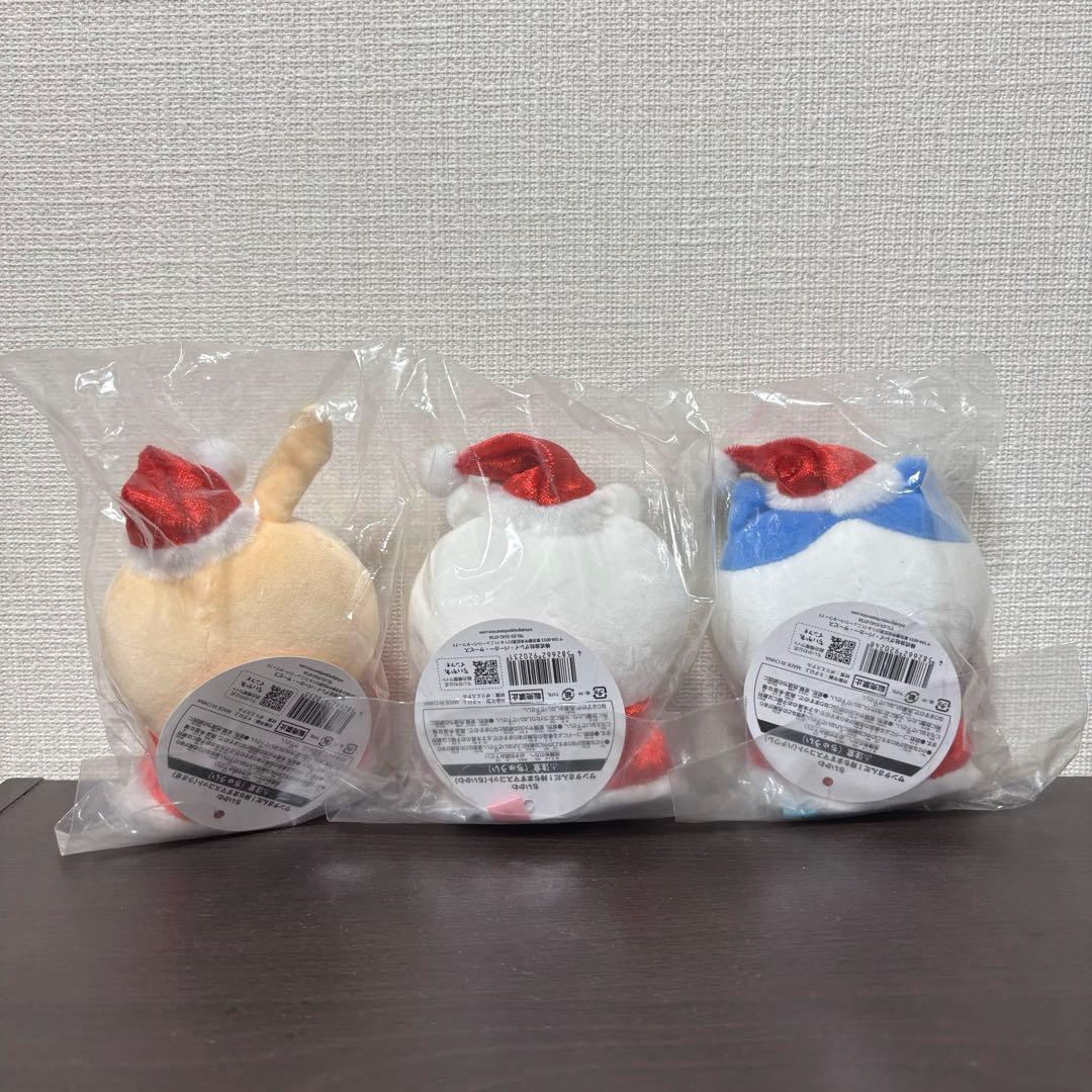 ちいかわ　サンタさんだ　持ちます　マスコット　ぬいぐるみ