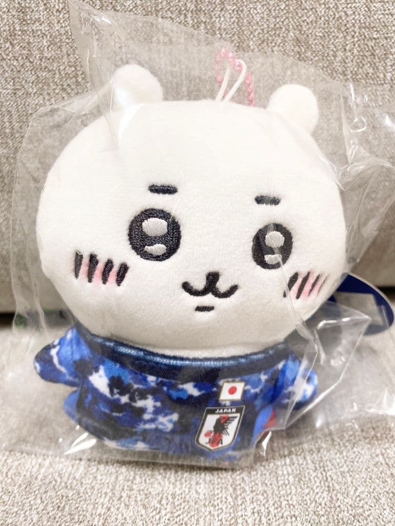 【未開封タグ付】ぷちミニマスコット(ちいかわ・ハチワレ)サッカー日本代表ver.