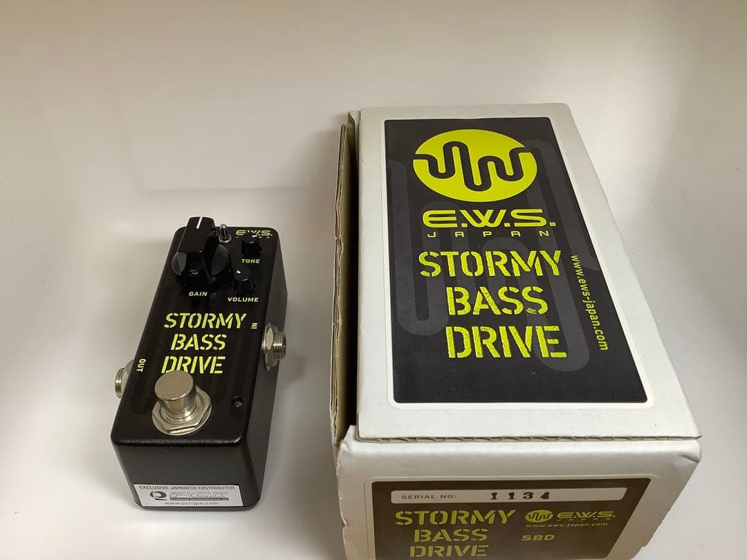 E.W.S. STORMY BASS DRIVE ベースエフェクター - メルカリ