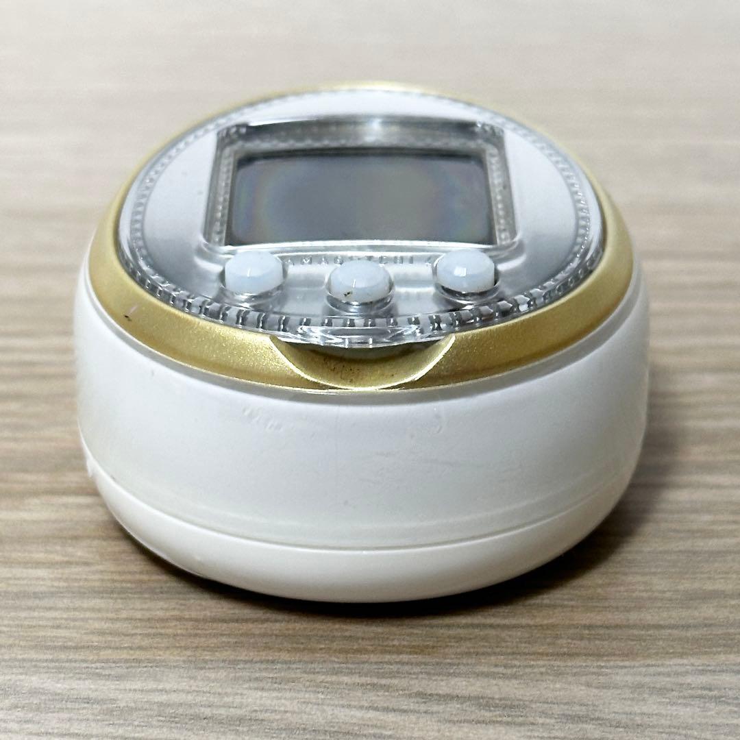 たまごっち 4U ホワイト TAMAGOTCHI