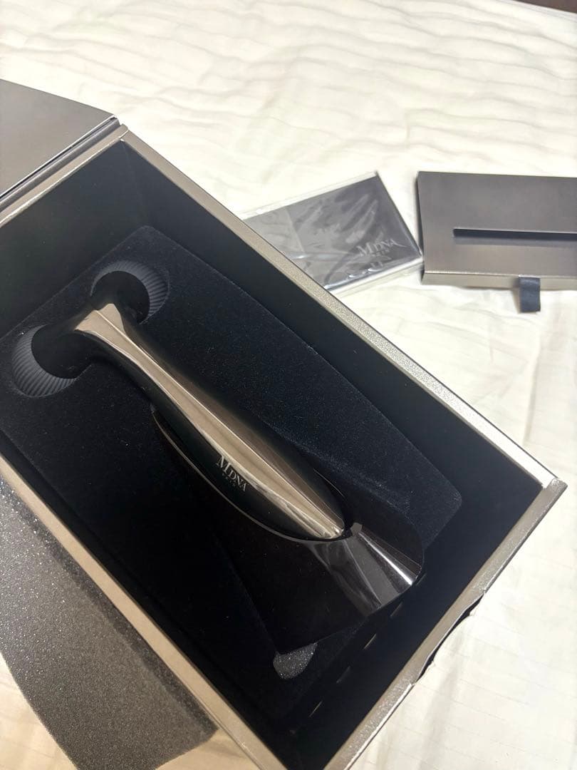 MDNA SKIN 全身ローラー　【美品】【ほぼ未使用】