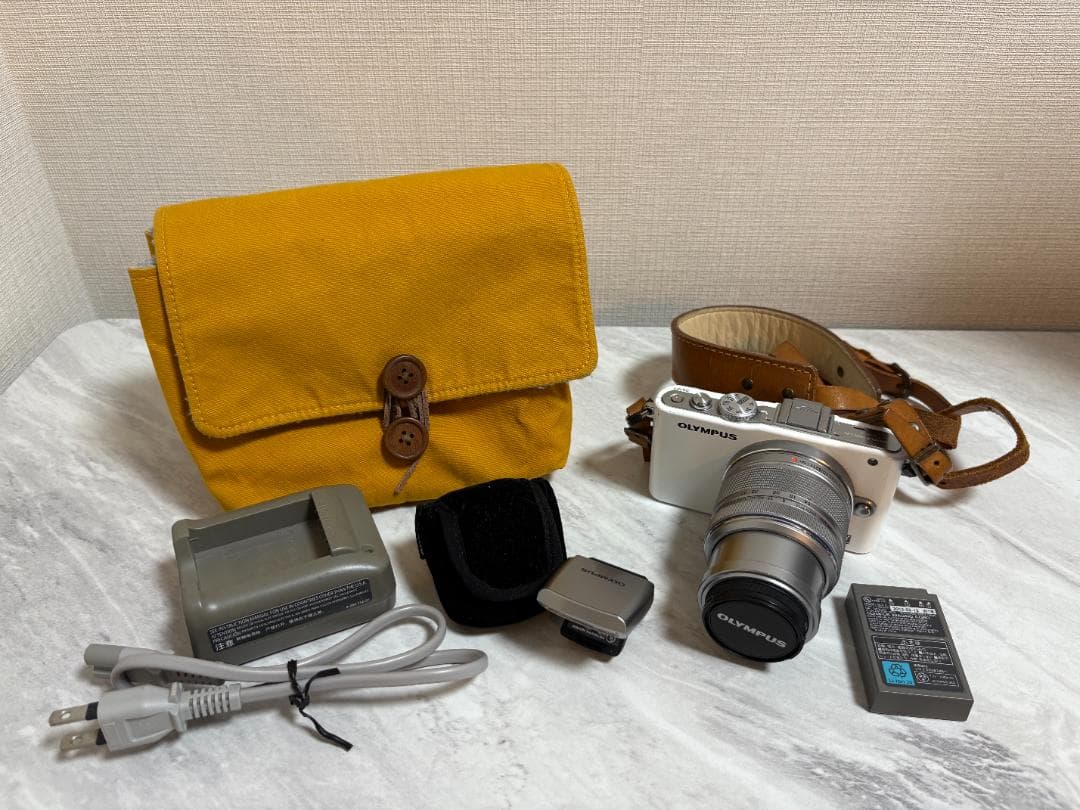 OLYMPUS オリンパス PEN Lite E-PL3 レンズキット OLYMPUS PEN オリンパス ミラーレス Lite E-PL3 レンズキット ホワイト